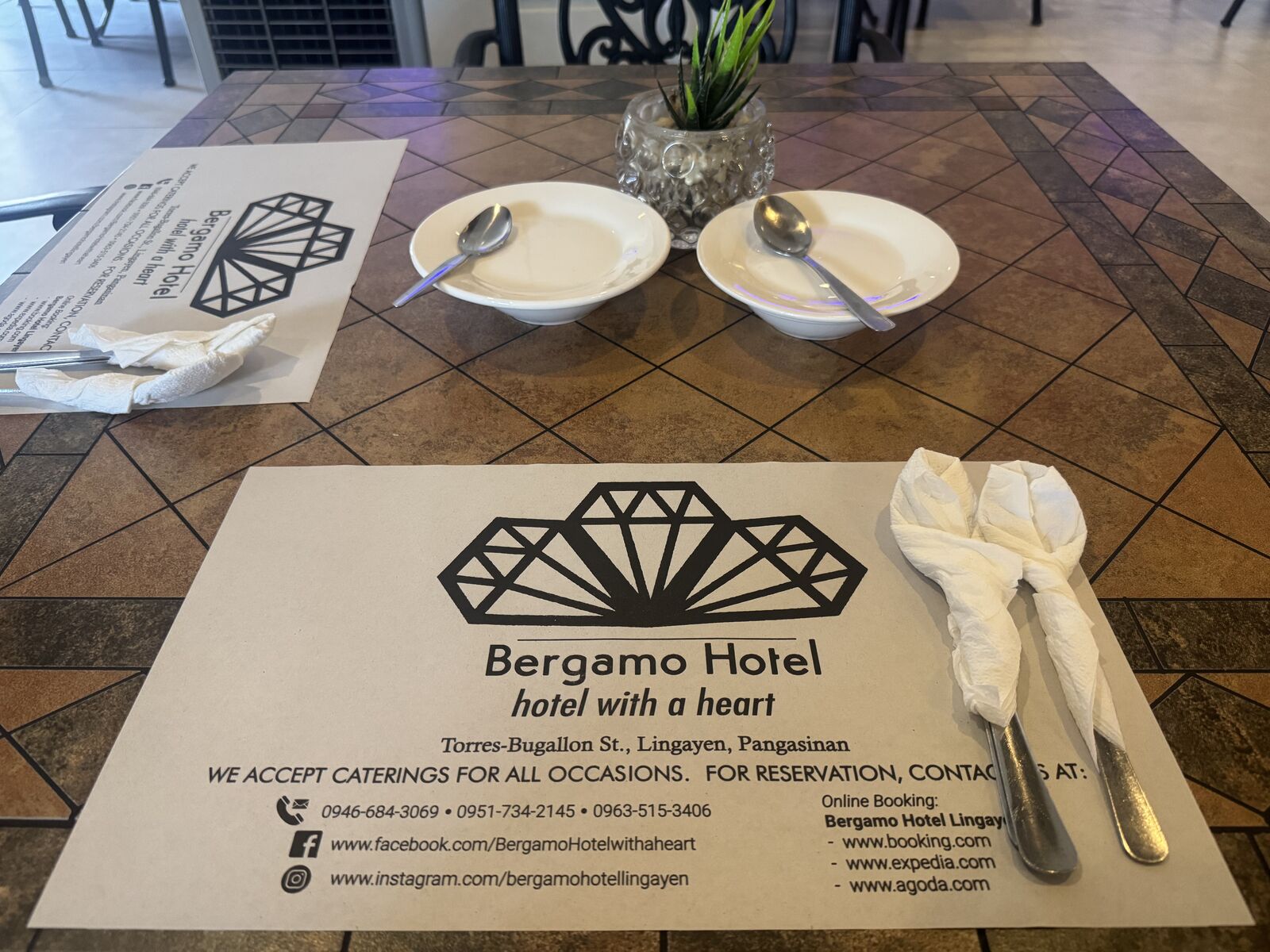 The breakfast dining area